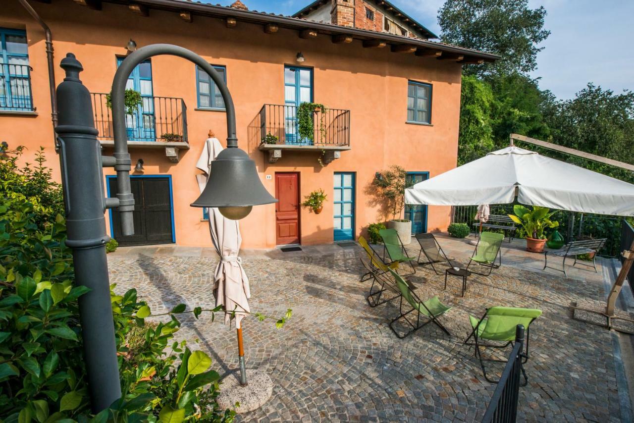 加里波第餐厅酒店 Cisterna dʼAsti 外观 照片